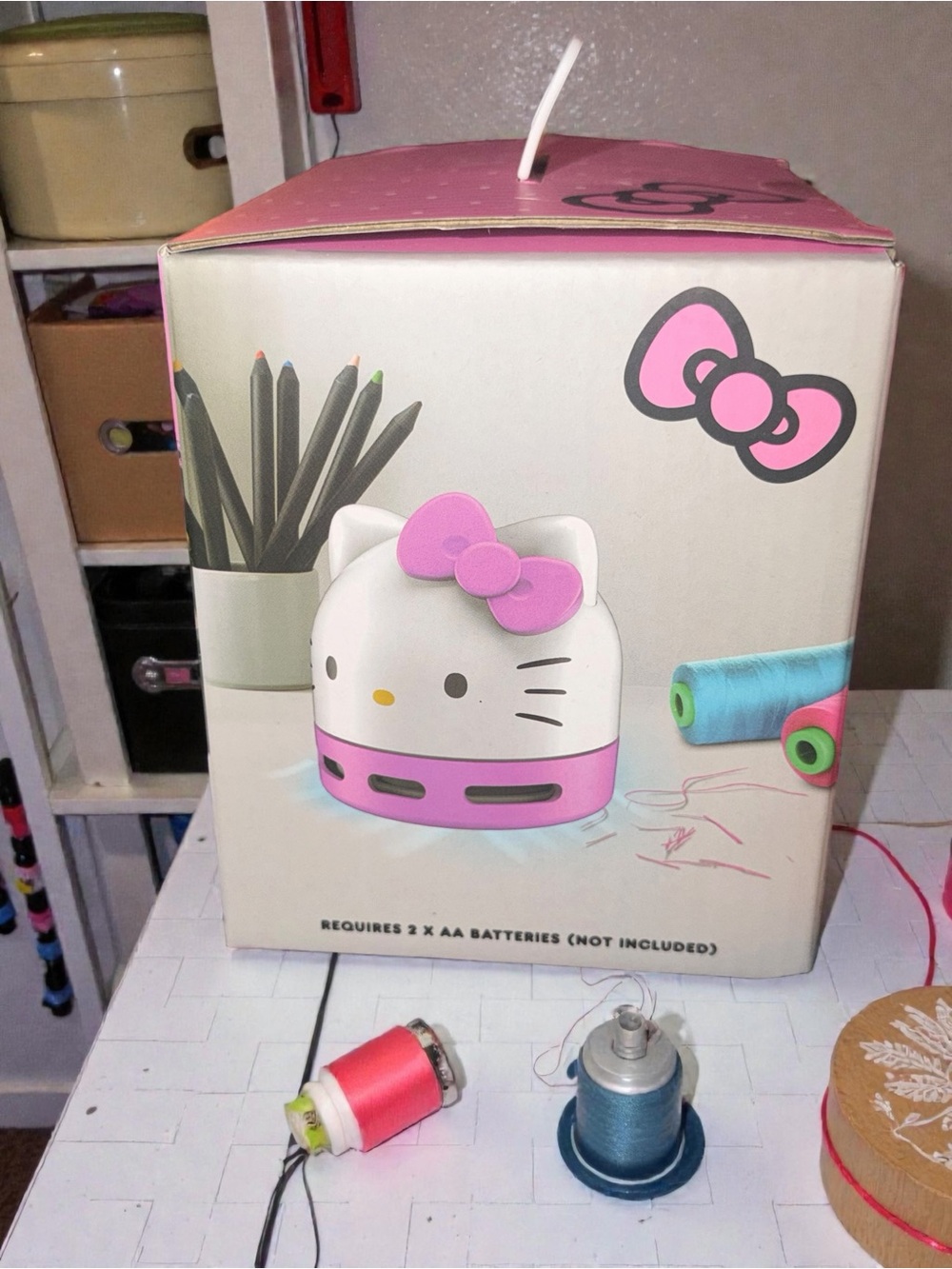 HELLO KITTY KITTY HEAD DESKTOP VACUUM SANRIO NIB - Picture 9 of 9